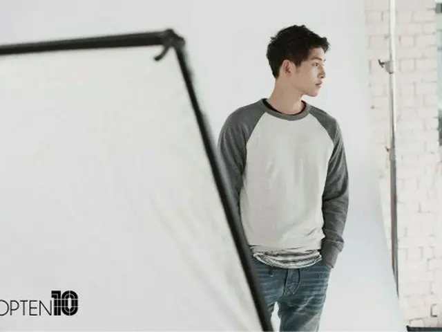 Actor Song Joong Ki, on the spot public. Brand ”TOPTEN” shooting pictures.