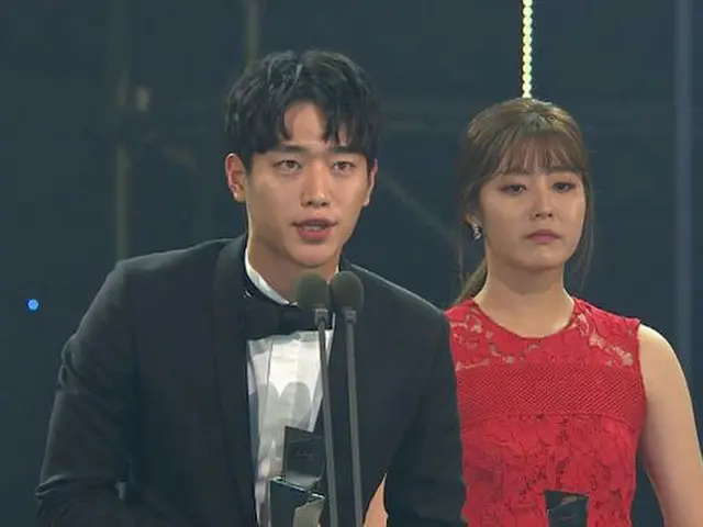 Actor Seo Kang Joon & Actress Nam Ji Hyun, ”2016 Asia Artist Awards” TV SeriesCategory Best Entertai