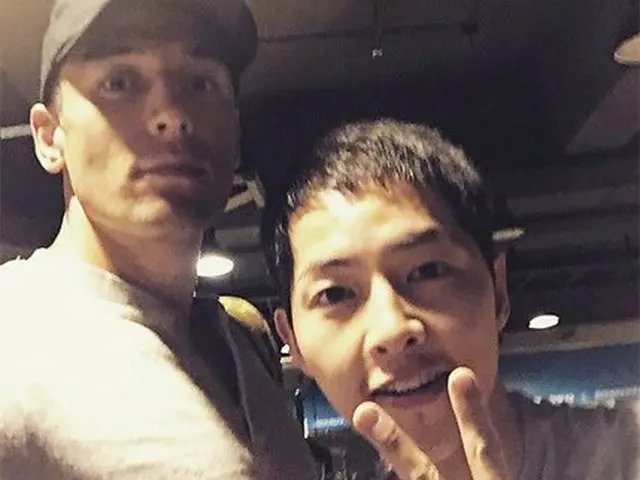 Actor Song Joong Ki, two-shot released. Actor Julien Kang.