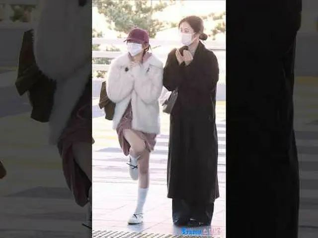 251205 IVE_ _ LEESEO_ & YUJIN_ _ _ 'AAA 2025' 機場出發fancam by 스피넬 * 請勿編輯，請勿重新上傳#an