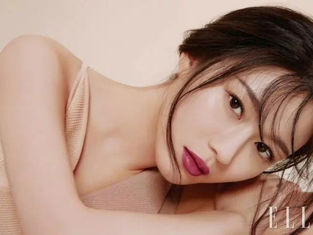 Actress Lee DaIn, photos from ”ELLE”