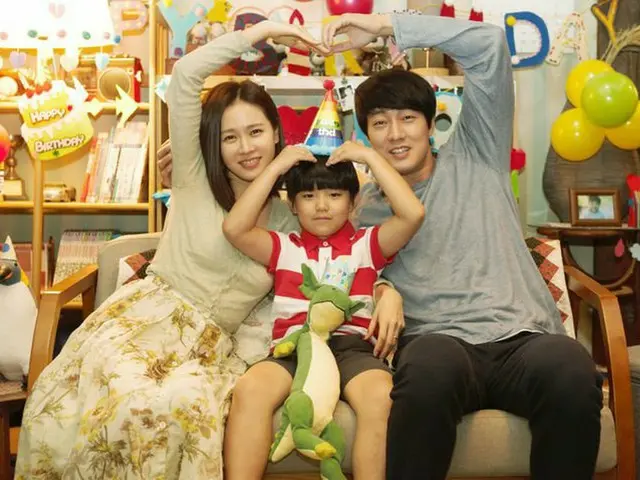 Actor So Ji Sub - Son Ye Jin starring ”Be With You” has surpassed the 2 millionnumber of spectators