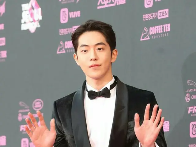 Actor Nam Ju Hyuk attended the ”2 nd THE SEOUL AWARDS” red carpet event. On theafternoon of 27th, th