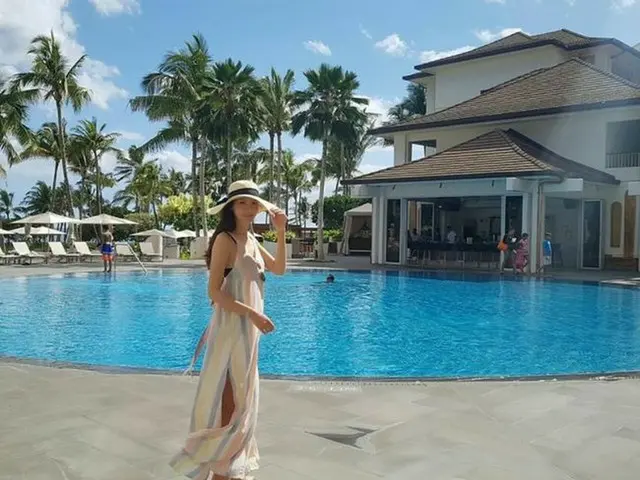 Actress Cha Ye Ryun, updated SNS. In the blue sky of Hawaii. Honeymoon with JooSangWook.