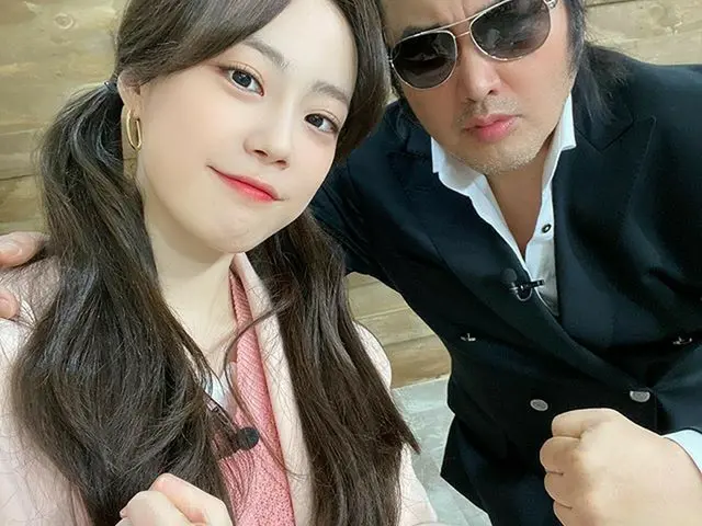 【G公式】KARA_ヨン，， #金寶成的評價真開心又有趣〜 很快Youngji很快就會再來一次❤️ 等一下看電視 #姐妹們！ 謝謝，我的兄弟們！ 請一直支持我！