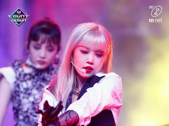 【T公式】（G）I-DL E，RT MnetMcountdown：200409 #MCOUNTDOWN現場照片 #Girls（#G_I_DLE）- #Ohmyg