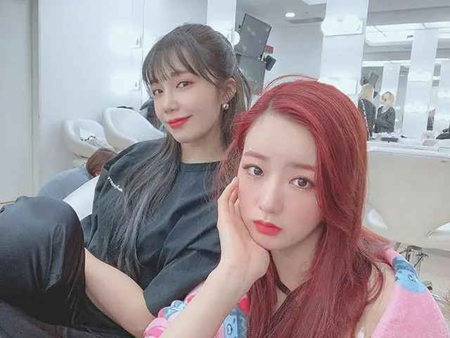 [G官員] Apink_ EunJi，@ __ yoonbomi__  🖤  