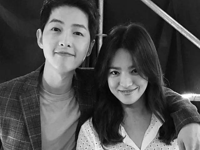 Song Joong Ki, Song Hye Kyo's ”Son Song Couple”, a date photo in Japan released.In January this year