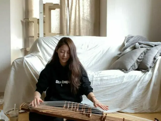【G公式】女優龔承妍，學習gayageum ..大聲笑後4週  