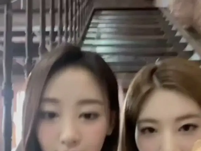 【T公式】LOONA（Loona），[本月精選女孩 #211]  #Eve基礎教育<如何使用官方披風>   #本月女孩#Kimlip #LOONA #LOONA