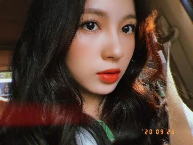 【T公式】CherryBullet，[ #Support #JIWON]自拍~~！ 天空~~~~☁️  #CherryBullet #CherryBullet