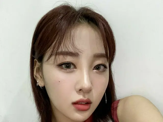 [T官員]不久之後，在月光節(KST）音樂銀行舉辦的#LOONA(LOONA）的“為什麼？”舞台將展開(LO官方）US今天，我們將著迷讓我們稍等一下，軌道！ �