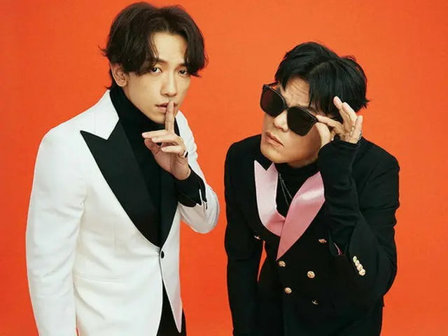 組成二人組的JY Park＆Rain（Bi）發布了圖片報告