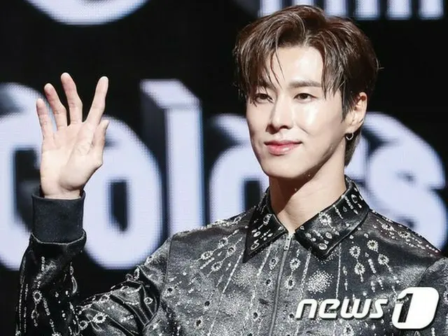 Home delivery service Yogiyo announced that it will not cancel the modelcontract with Yunho (U-KNOW