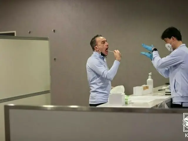 在日本的韓國國家橄欖球隊，在新的電暈測試中全部為負面