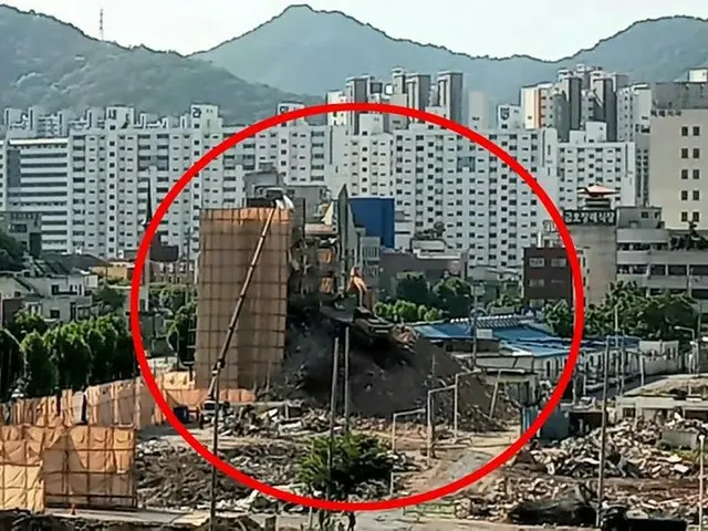 事故發生當天早上拍攝的光州拆除期間建築物倒塌事故的照片