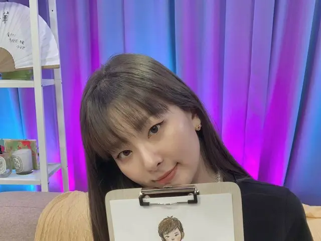 【官方】RedVelvet、現在她很擅長混搭🐻今天創作完成🧡 #Seulgi #SEULGI #Seulgi's house #Seulgi's zip #