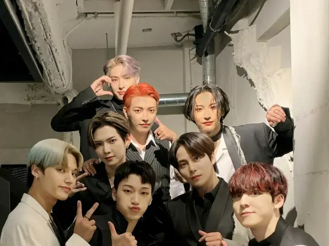 【T官方】ATEEZ、[📷]今天的ATEEZ ⠀ 👥👥👥 什麼… 👥👥 嘭嘭嘭… 👥👥👥👥 什麼… ..👥👥… . ATEEZ你怎麼這麼