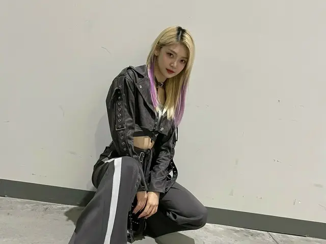 [T 官方] EVERGLOW，[#ONDA] 今天是星期一！這週讓我們再戰吧!!!!!! 週一Tin> <!!!!    