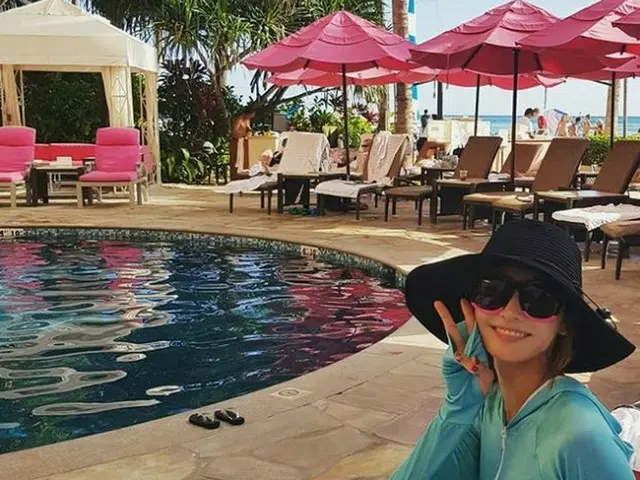 Actress Han Chae Young, updated SNS. In Hawaii.
