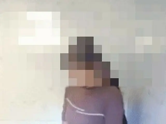在中國陽瀅製造廠，一段不戴口罩、不戴帽子、赤腳踩辣椒的視頻被曝光，成為熱議話題