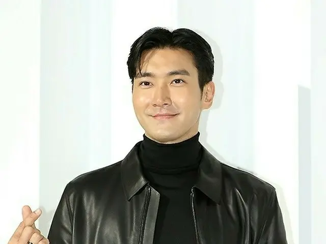 崔始源(SUPER JUNIOR) 出席酒類品牌活動