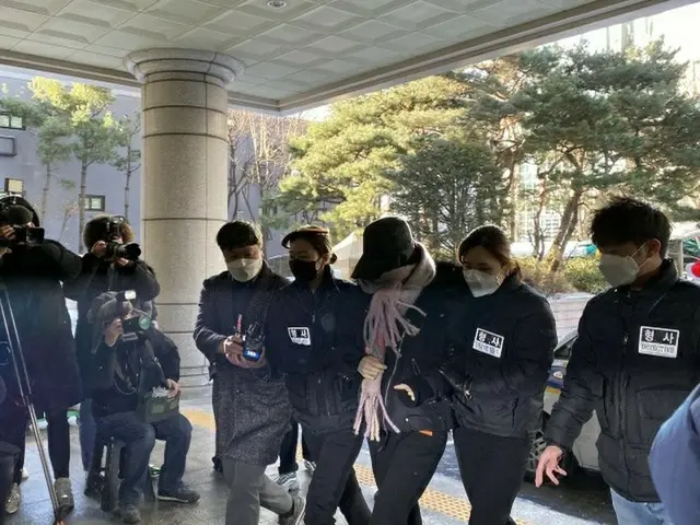 “緩刑期間吸毒”“牛奶公主”黃荷娜被告人不服上訴法院的判決