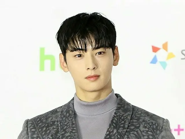 CHAEUNWOO (ASTRO) appears on the red carpet of ”2021 Asia Artist Awards”. .. ..