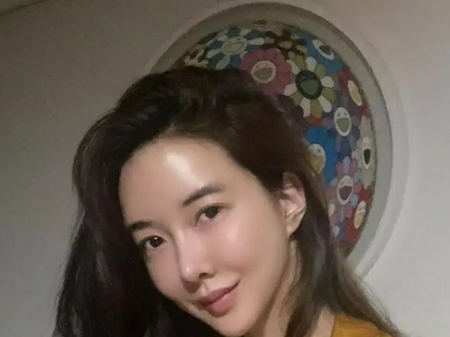 女演員張美仁愛與一位企業家約會
