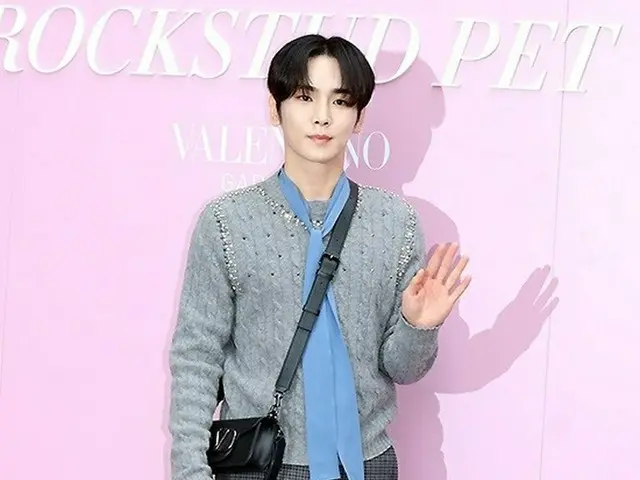 Key (SHINee) attended Valentino Garavani's ”Rockstud Pet” pop-up event. .. ..