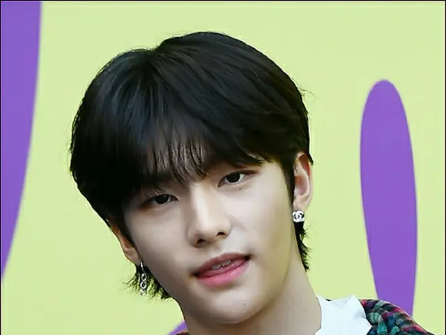 ”Stray Kids” Hyunjin injured his right hand ... Some restrictions on the tourperformance. .. ..