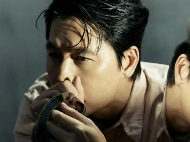Actor Jung Woo Sung released the pictures. MEN Noblesse. . .