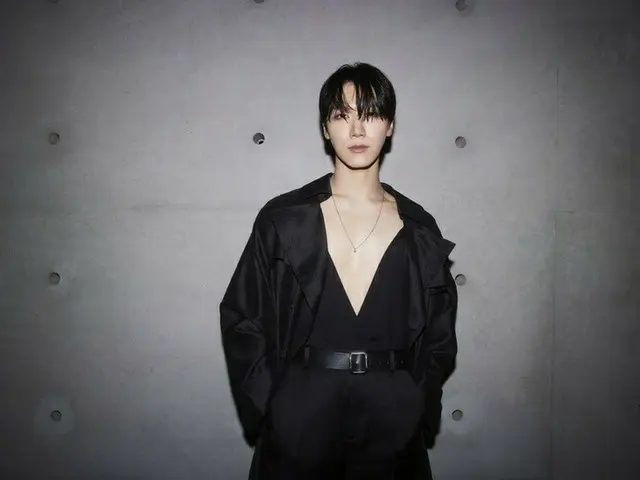 “NCT”TEN出席巴黎時裝週“Saint Laurent 2023秋冬男裝秀”