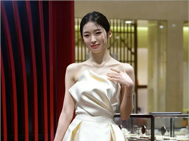 Arin attended the jewelry Qeelin's first boutique in Korea opening commemorativeevent. . .
