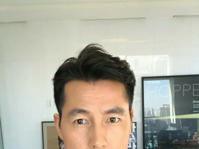 Acting actor Jung Woo Sung, latest selfie released through SNS.