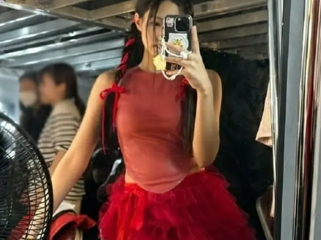 “Ballet core” is the next trend in Korea. JENNIE's ballerina fashion, whichshe incorporated into her