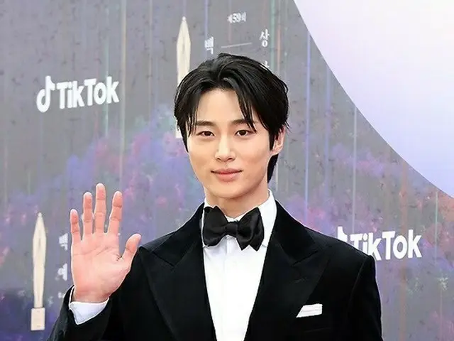 Actor Byeon WooSeok appeared on the ”59th Baeksang Arts Awards” red carpet. . .