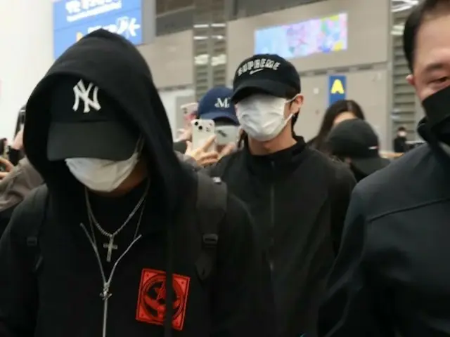 與 Hyunjin (Stray Kids) 和 Sunwoo (THE BOYZ) @仁川國際機場度過一個愉快的假期後返回家中