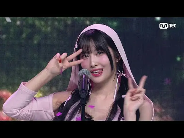 在電視上直播： M倒數｜第831集TWICE_ - 我抓住了你（TWICE_ _ - 我抓住了你）世界第一的K-POP 排行榜顯示M COUNTDOWN每週四下