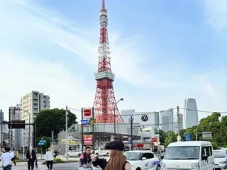 泫雅在東京的亮相成為熱門話題。