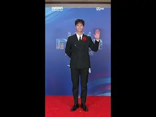 在TVING 上直播：

 [#2024MAMA] #parkbogum #Park BoGum_ 走紅毯#MAMAAWARDS #2024MAMAAWARDS