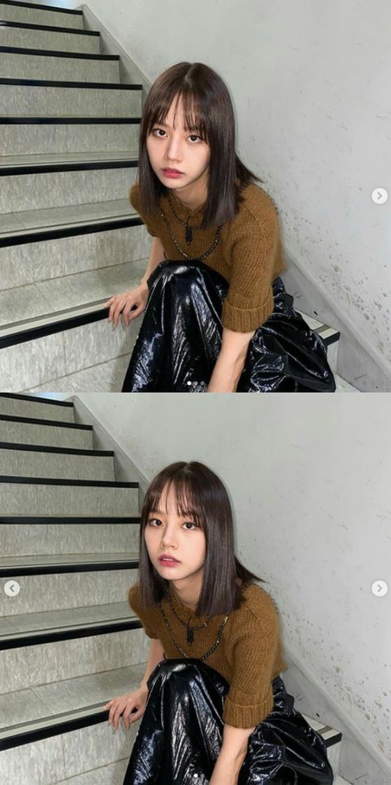 HYERI（女孩節）約會演員Ryu Jun Yeol即使走上樓梯，也看起來像是廣告