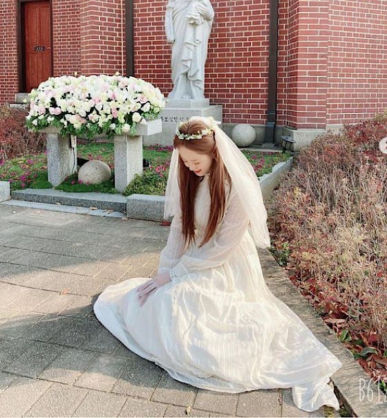 女演員Go Ara還宣布結婚嗎?穿著婚紗謙虛……李在旭也笑了