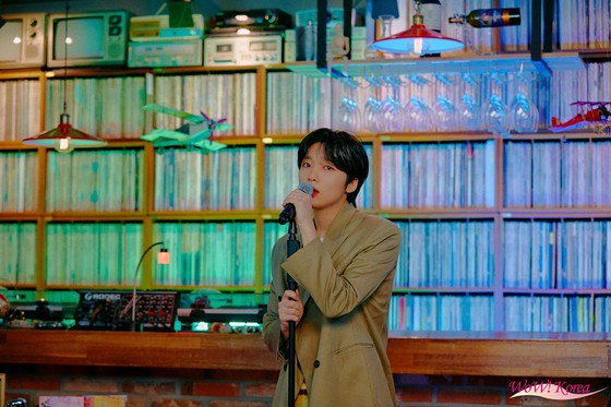 JEONG SEWOON正在為專輯“ 24” PART 2舉辦音樂欣賞派對
