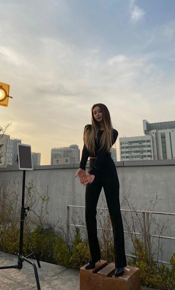 智妍（T-ARA），這種風格是真的嗎？腿特別長