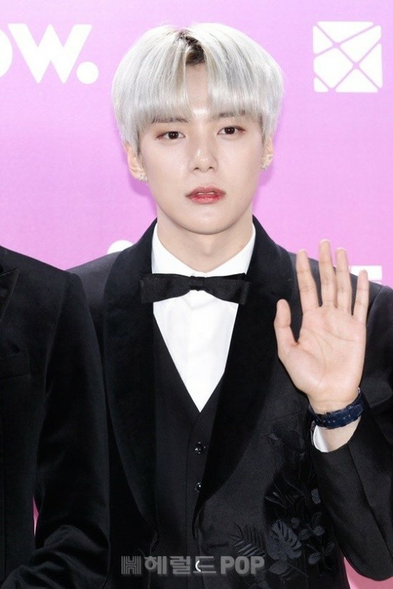 “MONSTA X”Minhyuk在直播“不要打電話”期間對“激進粉絲”感到憤怒