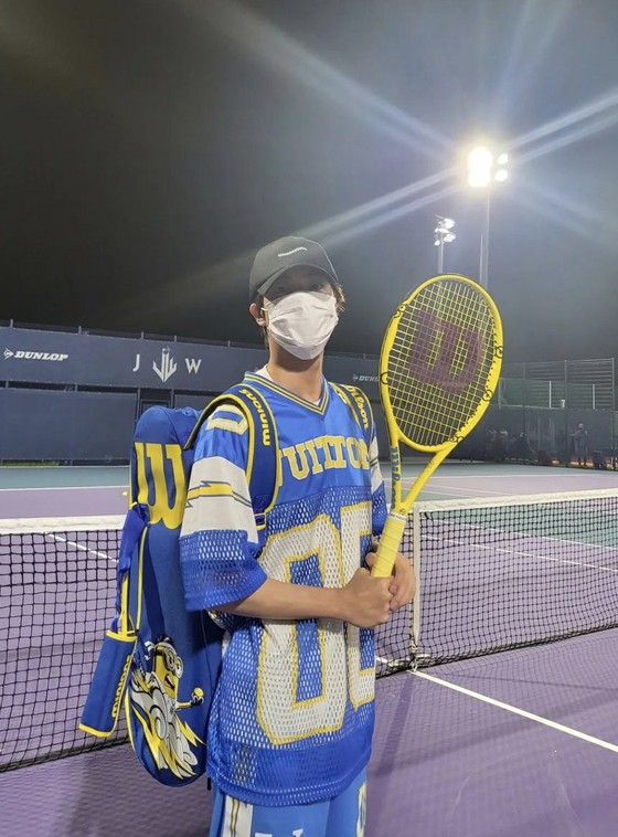 世界知名選手和官方SNS都在關注“防彈少年團”JIN網球直播的出現！