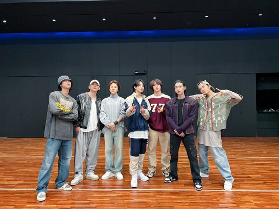 “防彈少年團”和“Run BTS”舞蹈挑戰在娛樂界蓬勃發展……青少年團體和日本演員