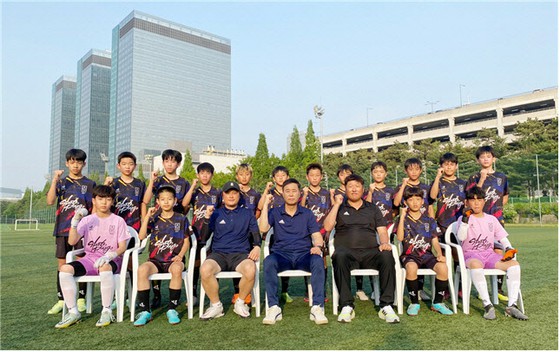 京畿道 U-12 國家足球隊在日本比賽前開始訓練
