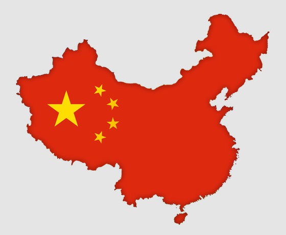 三名中國宇航員時隔187天返回地球